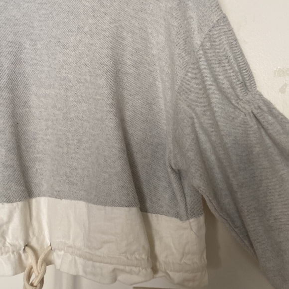 Cropped sweater - Picture 3 of 3